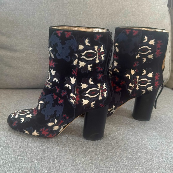 Isabel Marant size 38 boots. Fits like a 7.5 I would say. - Picture 1 of 6